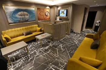 Taksim La Marino Hotel