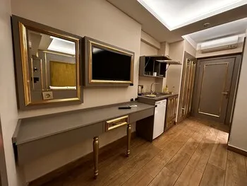 Taksim La Marino Hotel