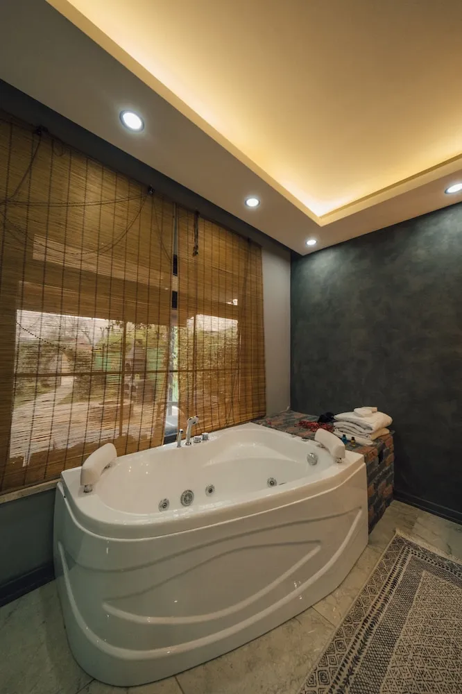 World Deluxe 1+1 Hamam (Sunstone)