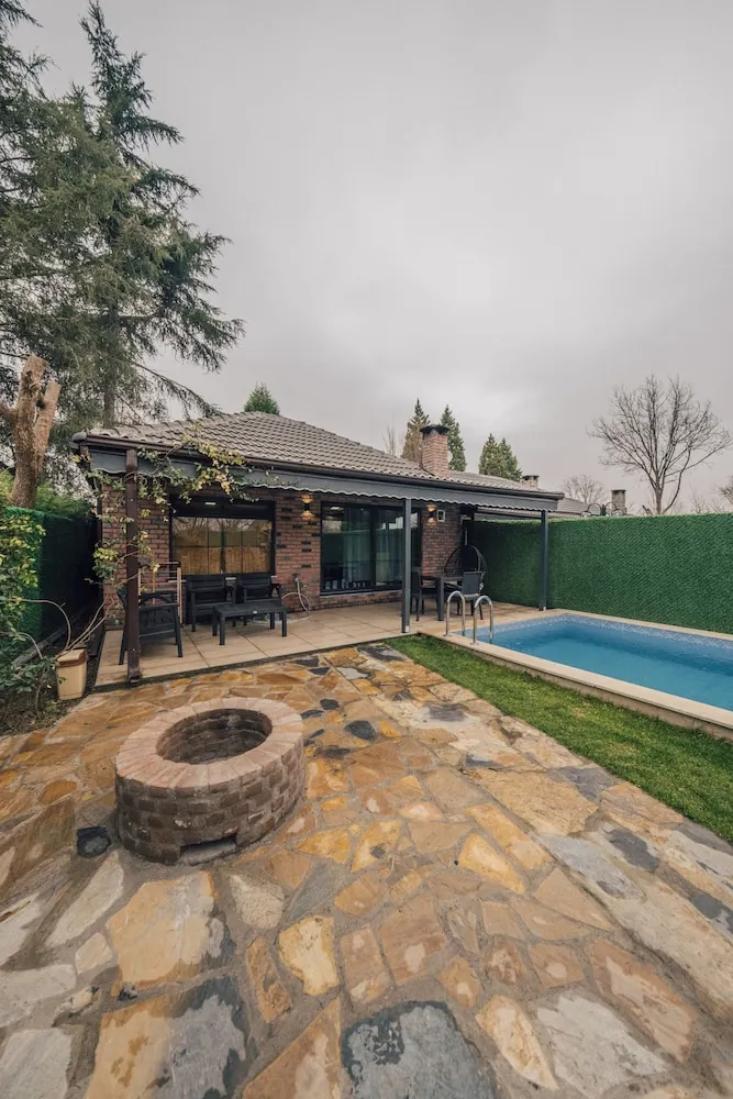 World Deluxe1+1 with Hammam (Jadestone)