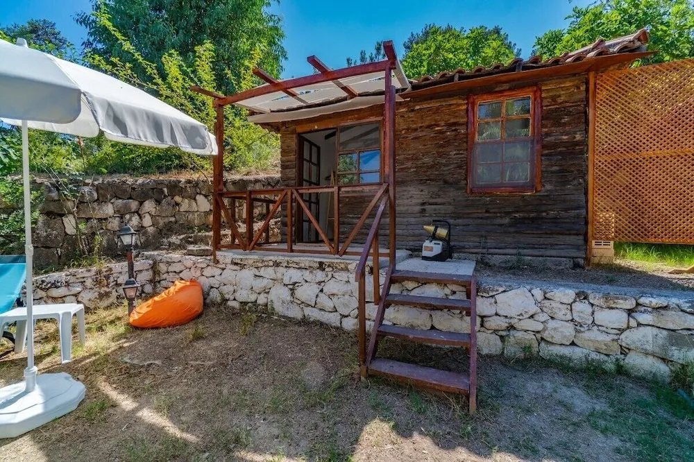 Deluxe Dört Kişilik Oda