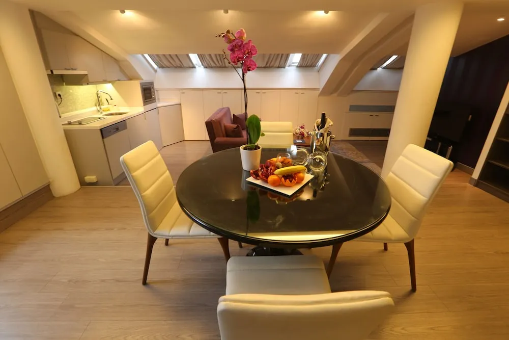 Deluxe Dubleks, Küçük Mutfak (Penthouse)