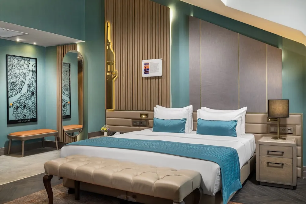 Deluxe Tek Büyük Yataklı Oda