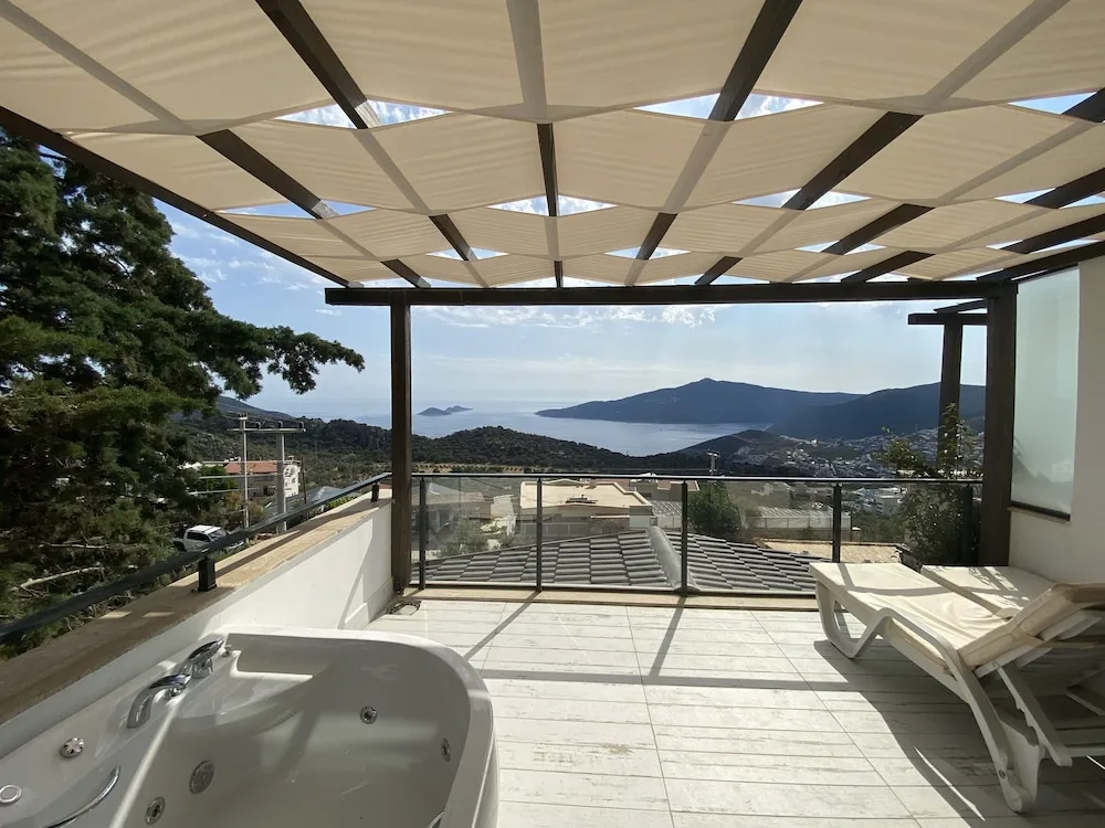 Royal Çatı Katı Süiti (Penthouse), 1 Yatak Odası, Sıcak Su Küveti, Deniz Manzaralı