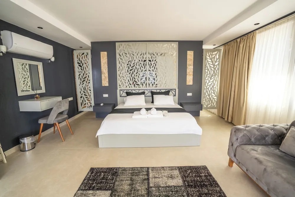 Royal Çatı Katı Süiti (Penthouse), 1 Yatak Odası, Sıcak Su Küveti, Deniz Manzaralı