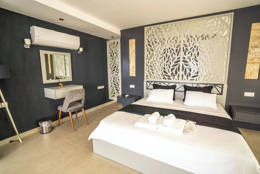 Royal Çatı Katı Süiti (Penthouse), 1 Yatak Odası, Sıcak Su Küveti, Deniz Manzaralı