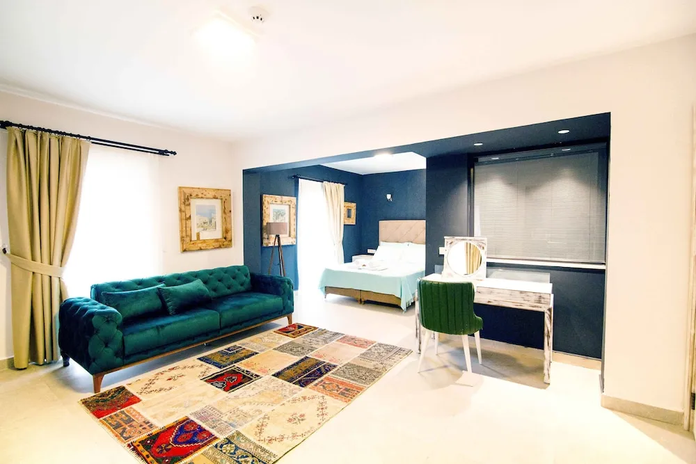 Comfort Süit, 1 Yatak Odası, Kısmi Deniz Manzaralı