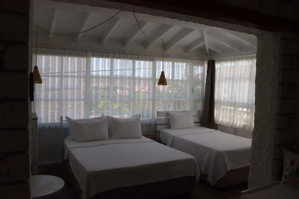 Family Oda, Şehir Manzaralı, Köşe