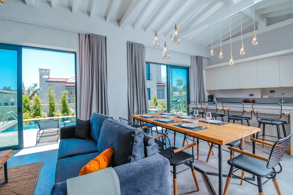 Deluxe Villa, 3 Yatak Odası, Kişiye Özel Havuzlu, Havuz Manzaralı