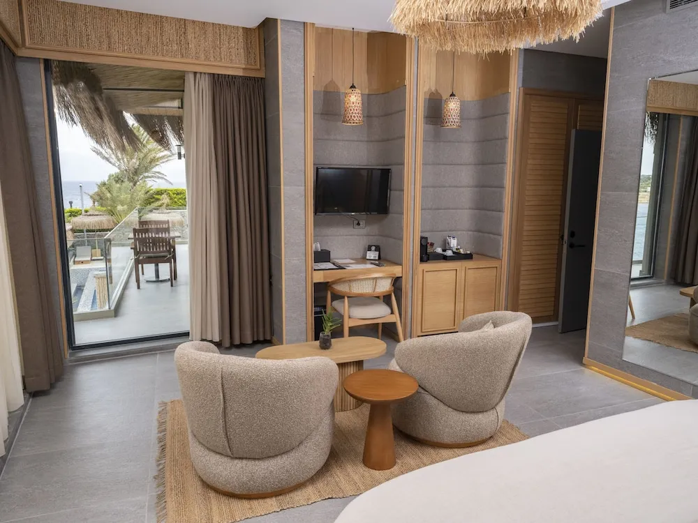 Deluxe Tek Büyük Yataklı Oda