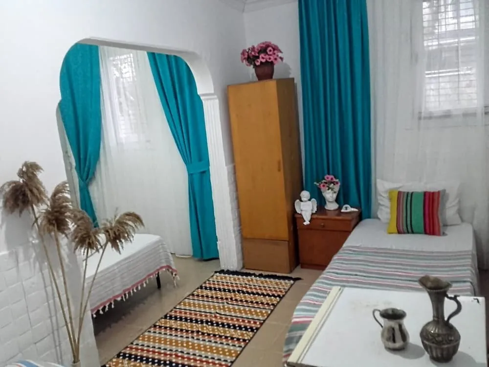 Family Dört Kişilik Oda