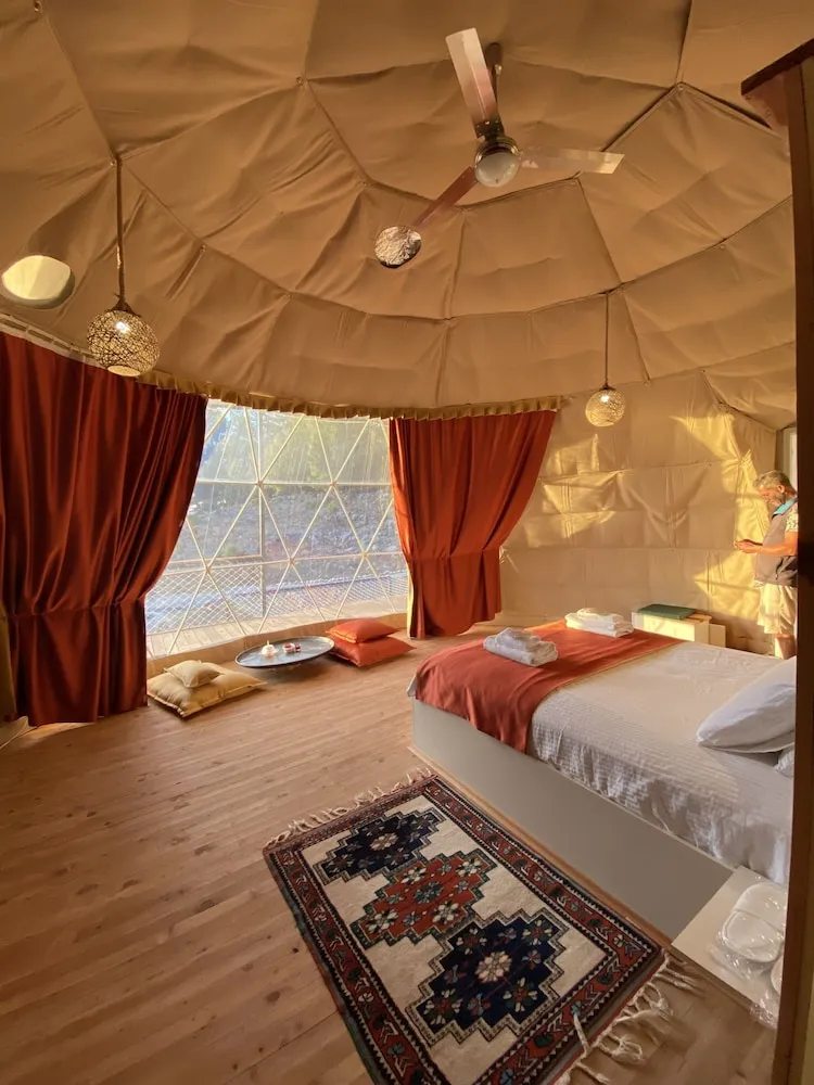 Honeymoon Tek Büyük veya İki Ayrı Yataklı Oda
