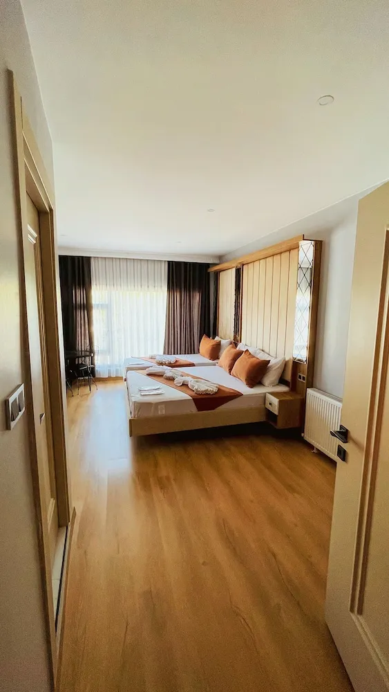 Superior Üç Kişilik Oda, Şehir Manzaralı
