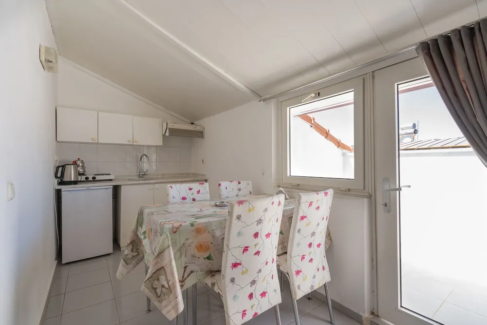 Basic Apart Daire, 3 Tek Kişilik Yatak, Kısmi Deniz Manzaralı