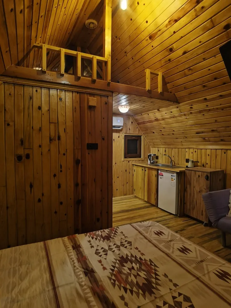 Bungalov, Dağ Manzaralı, Bahçeli