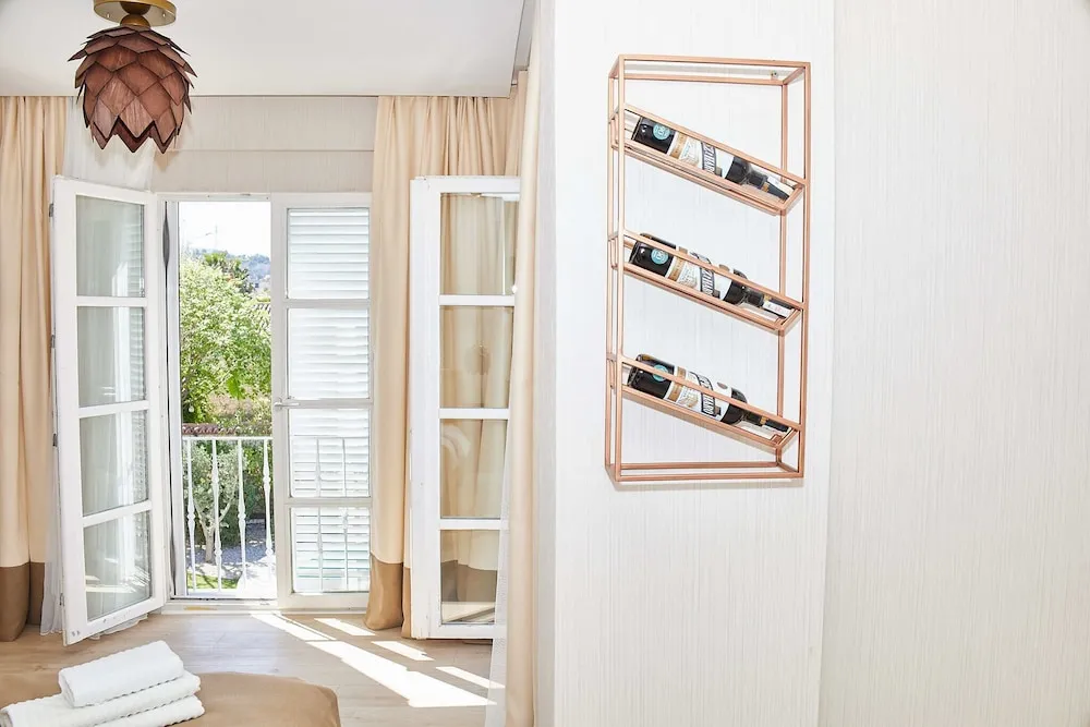 Luxury Tek Büyük Yataklı Oda