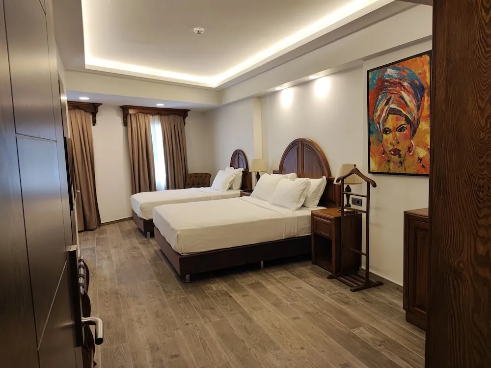 Deluxe Üç Kişilik Oda