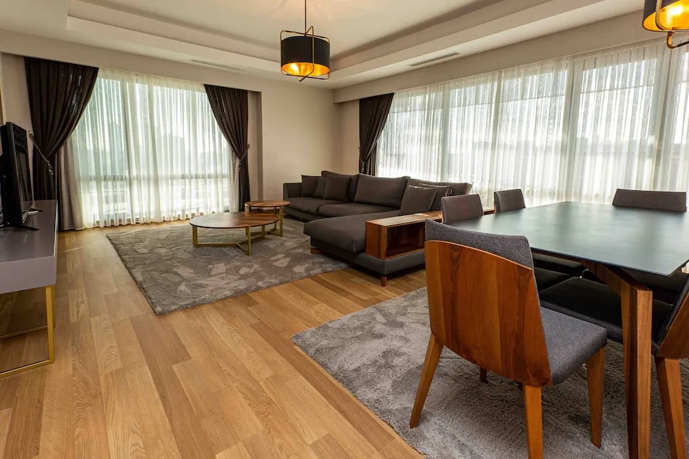 3 Bedroom Suite