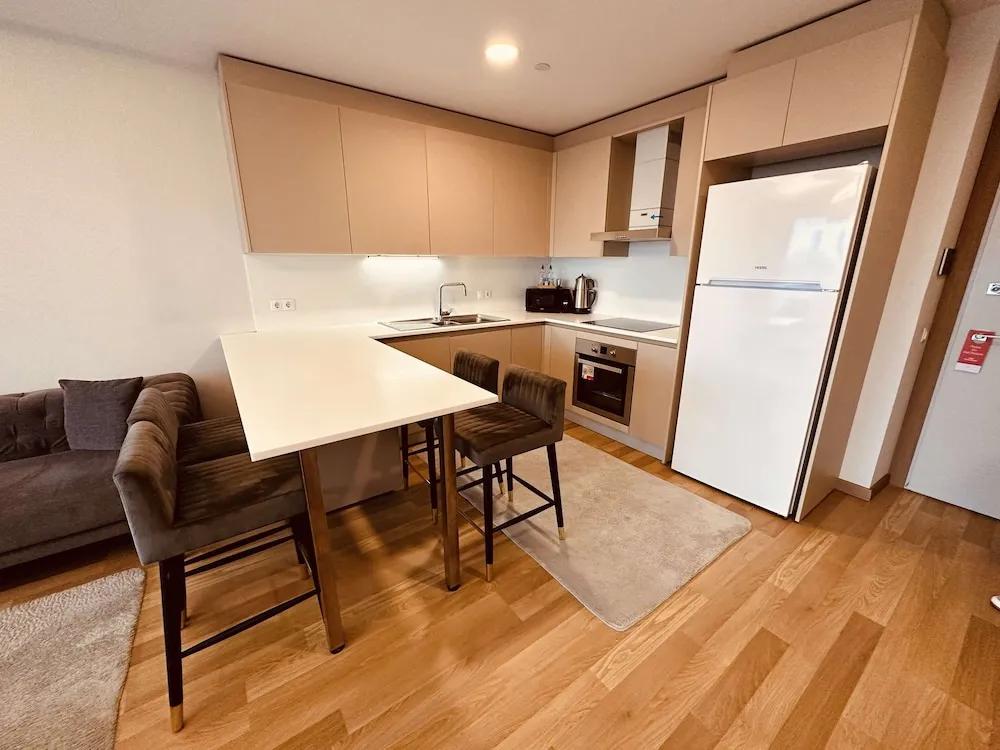 2 Bedroom Suite