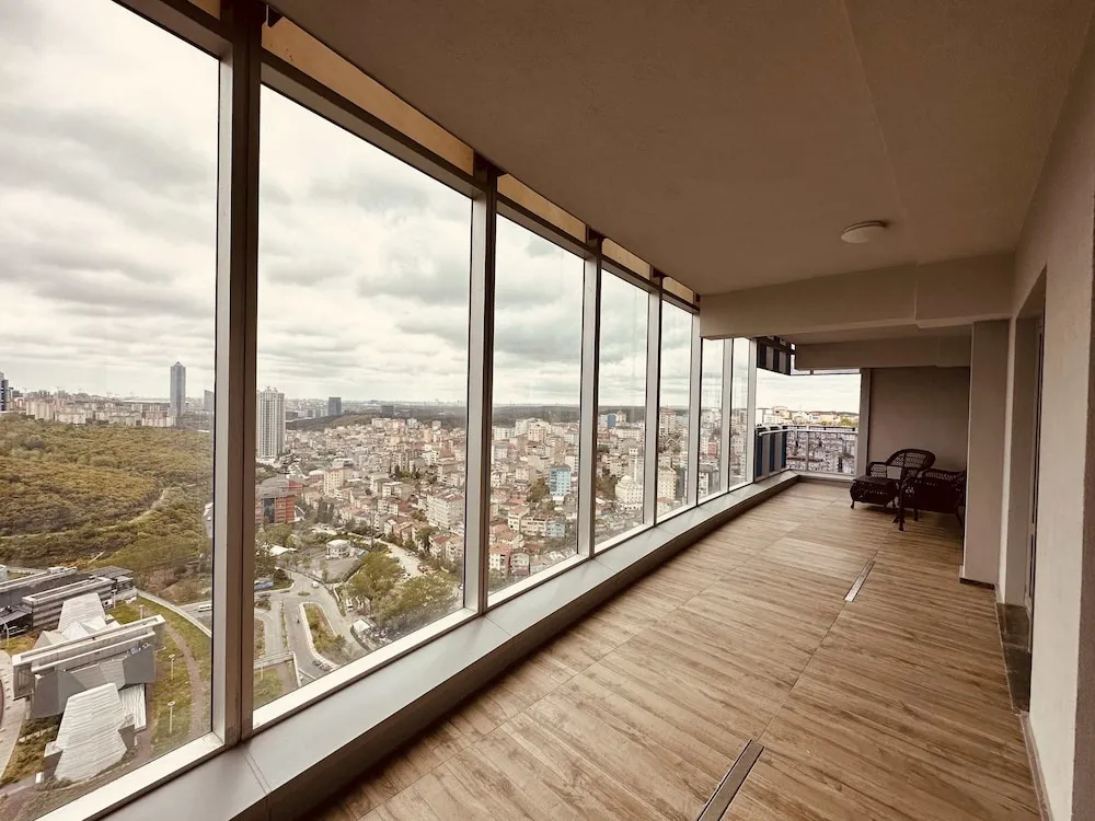 2 Bedroom Suite