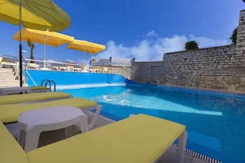 Hola Bodrum Hotel