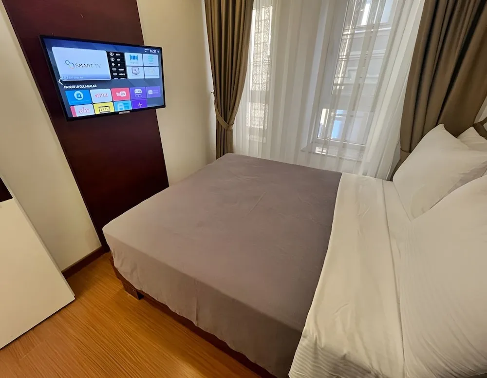 Economy Tek Büyük Yataklı Oda