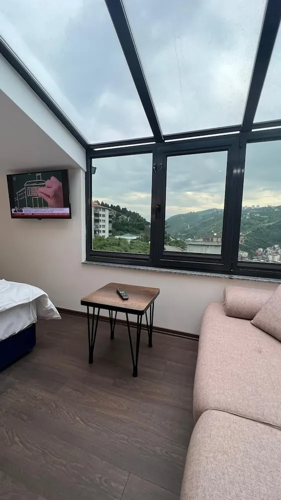 Deluxe Üç Kişilik Oda