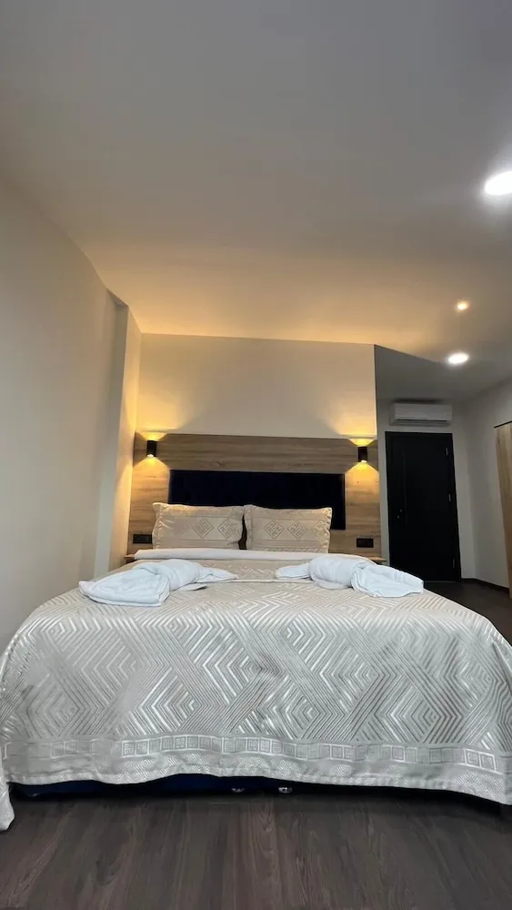 Deluxe Üç Kişilik Oda