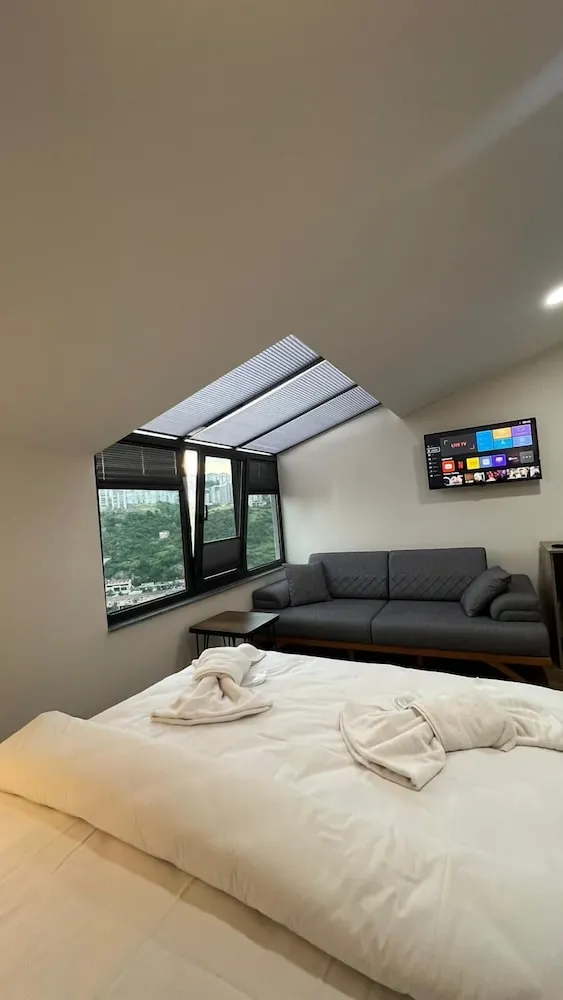 Deluxe Üç Kişilik Oda