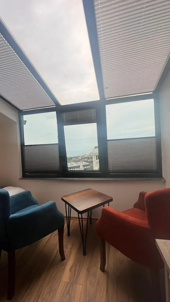 Deluxe Dört Kişilik Oda, Deniz Manzaralı