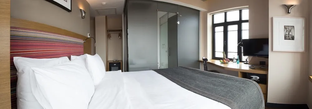 Tek Büyük Yataklı Oda, Deniz Manzaralı