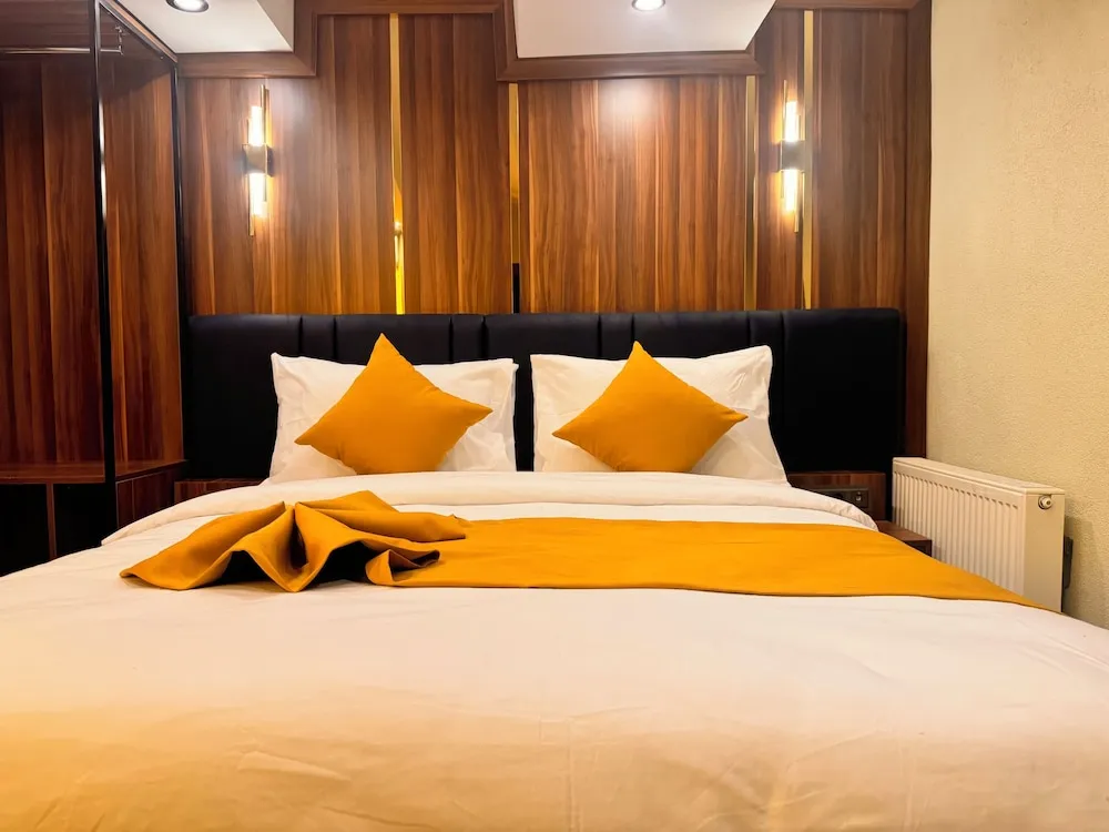 Economy Tek Büyük Yataklı Oda