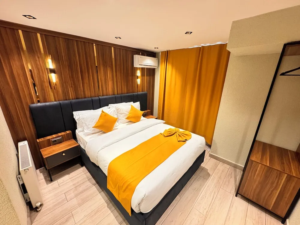 Economy Tek Büyük Yataklı Oda