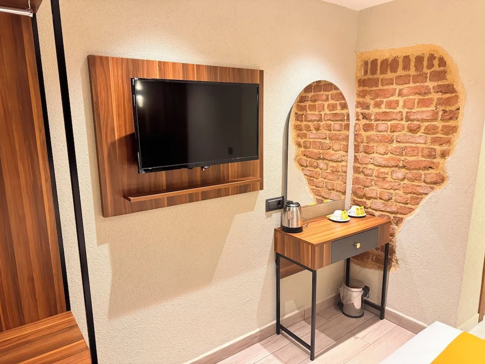 Economy Tek Büyük Yataklı Oda