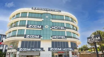 Zoom Hotel