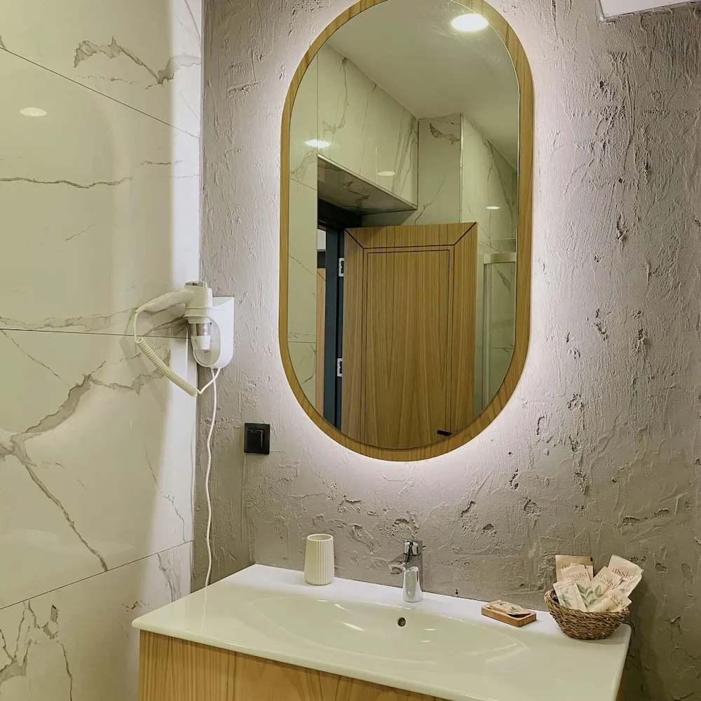 Deluxe Üç Kişilik Oda