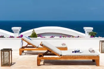 Mitsis Grand Hotel