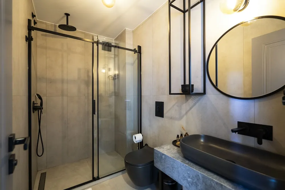 Luxury Tek Büyük Yataklı Oda