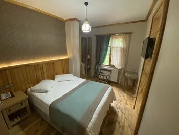 Sis Otel