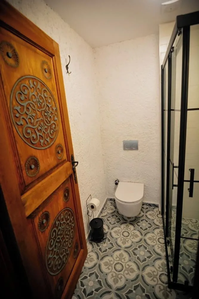 Standard Tek Büyük Yataklı Oda, 2 Çift Kişilik Yatak, Sigara İçilmez, Koy Manzaralı