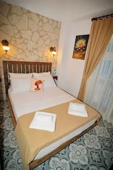 Paribo Alaçatı