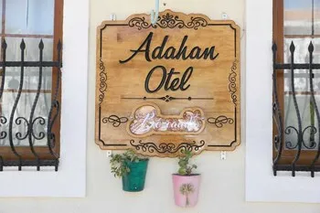 Adahan Bozcaada Otel
