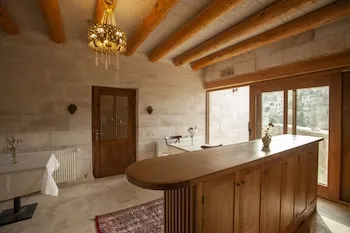 Narcissos Cave Hotel