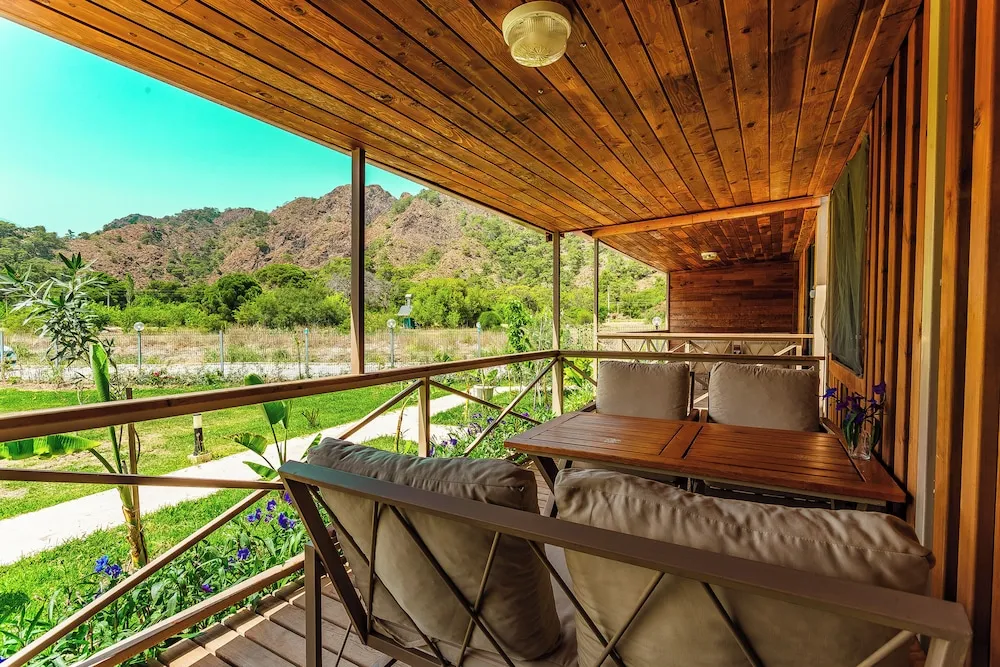 Family Dört Kişilik Oda, Dağ Manzaralı