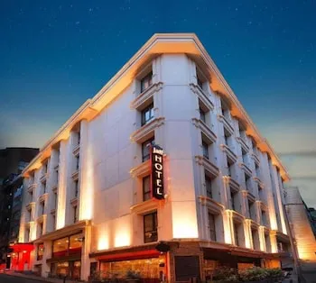 Jaff Hotels