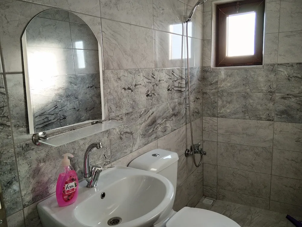Standard Üç Kişilik Oda, Dağ Manzaralı