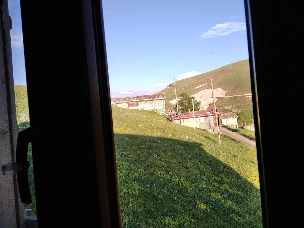Standard Üç Kişilik Oda, Dağ Manzaralı
