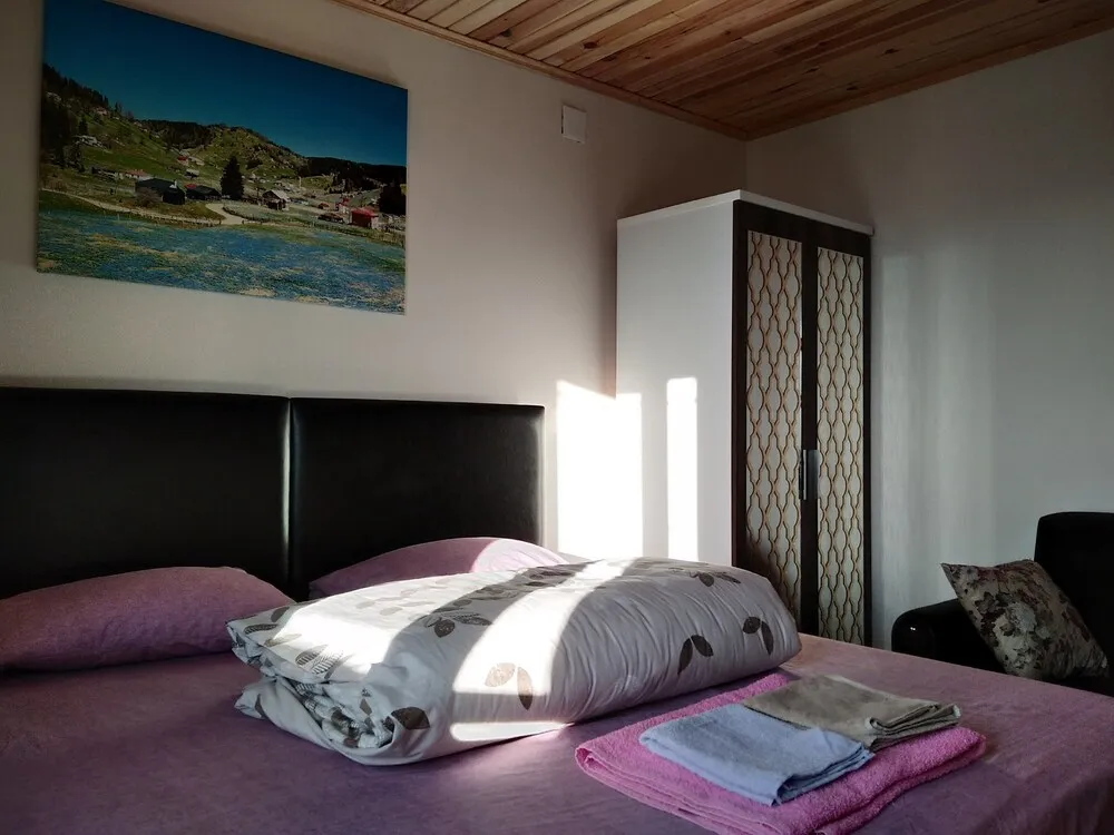 Romantic Üç Kişilik Oda, Dağ Manzaralı