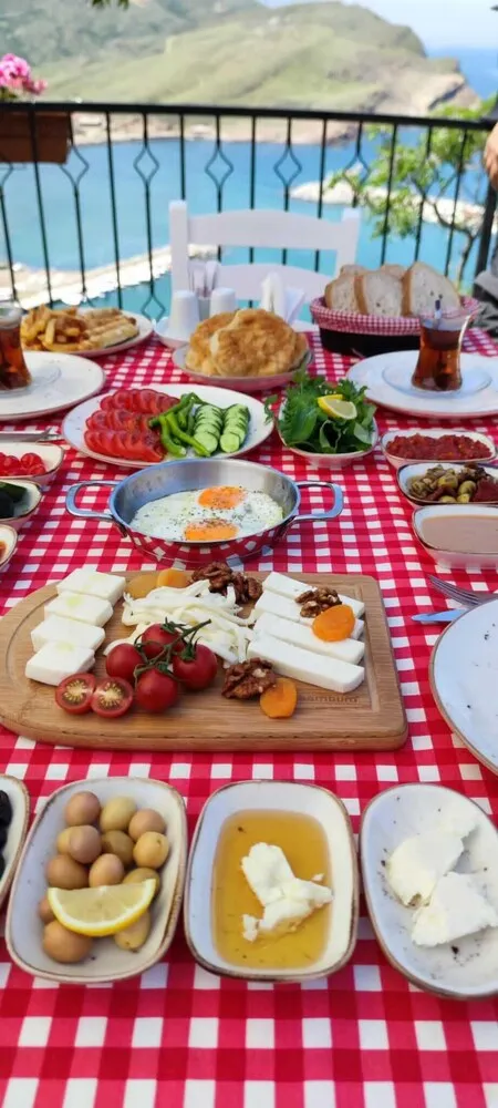 Tek Büyük Yataklı Oda