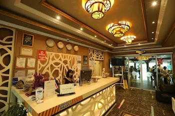 Unluselek Hotel